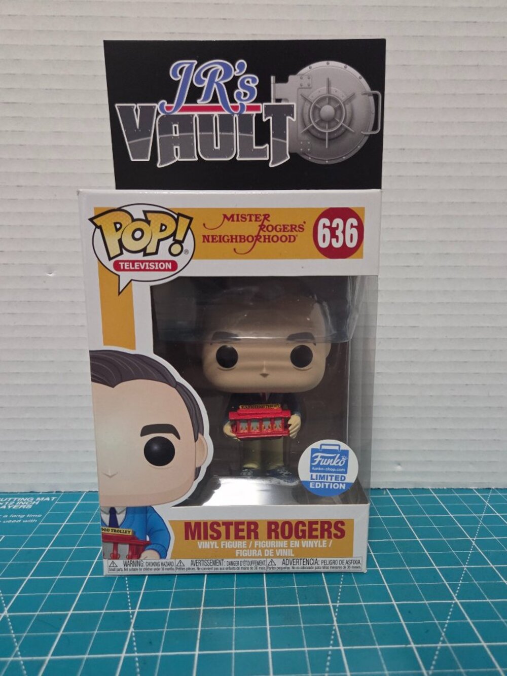 Funko POP Television Mister Rogers Neighborhood 636 Vinyl Figure